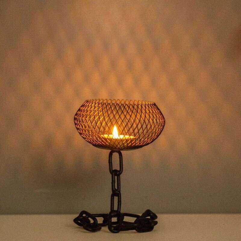 Iron Lantern Candle Holder Sturdy High Temperature Resistant Mesh Hollow Design Aromatherapy Lamp Table Decoration Metal Crafts H260310
