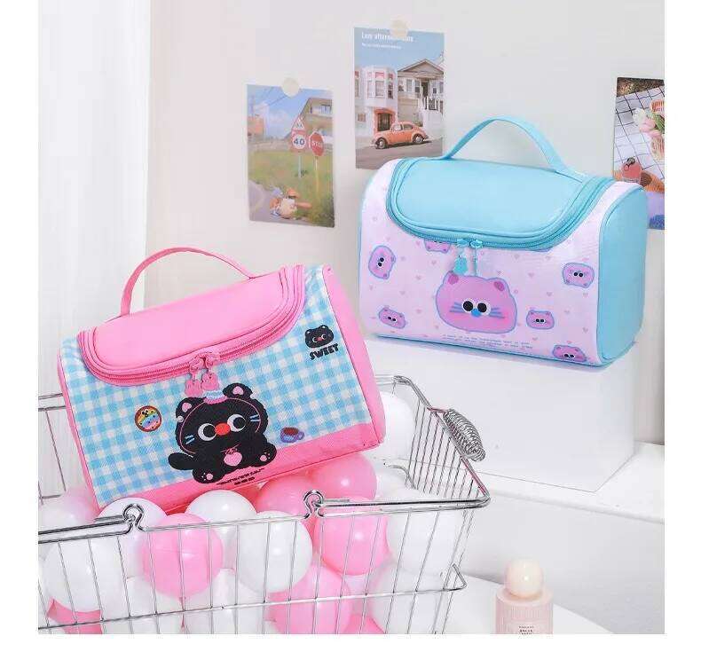 Customizable Cartoon Color Block Handheld Cosmetic Bag Large Capacity Portable Travel Cute Storage Wash & Skincare Organizer XJ260310