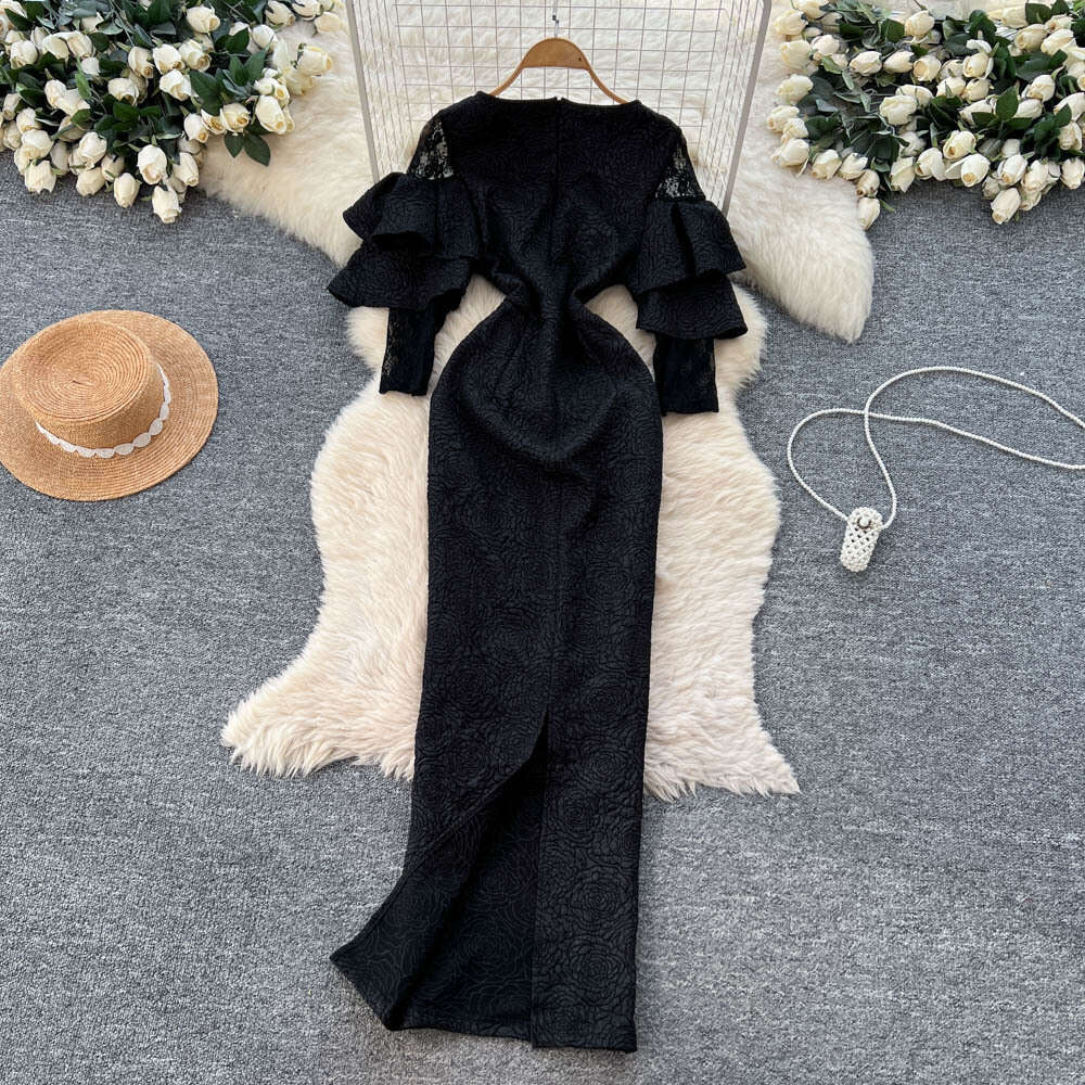 2026 Women's Black European and American Fashionable Elegant Lace Embroidered Ruffle Border Slimming Version Jacquard Dress