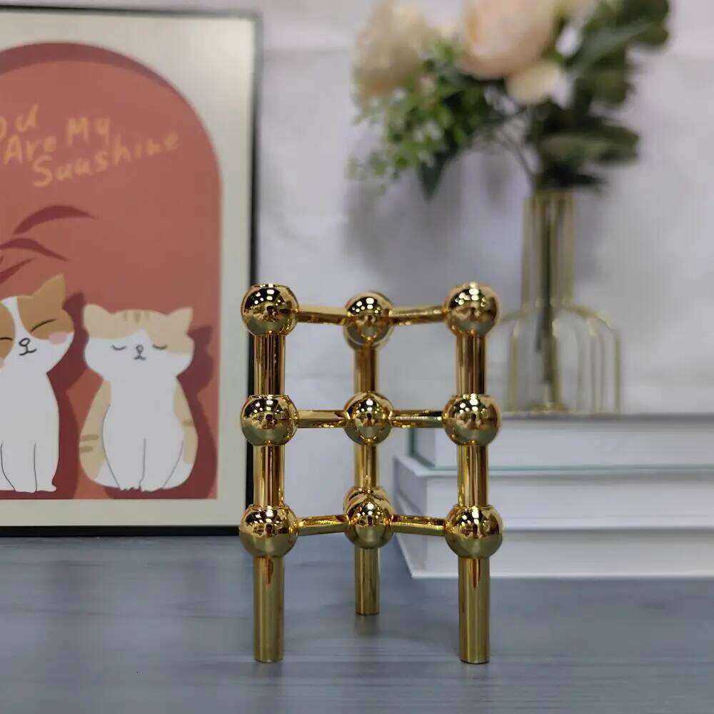 New Style Gold Candle Holder Nordic Metal Molecular Structure Candlestick Centerpiece Living Room Decoration Gift Home Decore H260310