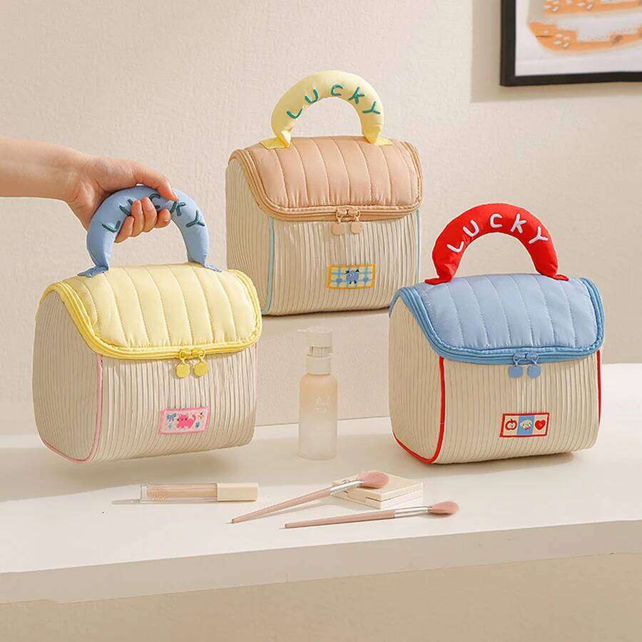 Cartoon pattern cute hut handbag girls large capacity cosmetic organizer portable handheld travel toiletry bag XJ260310