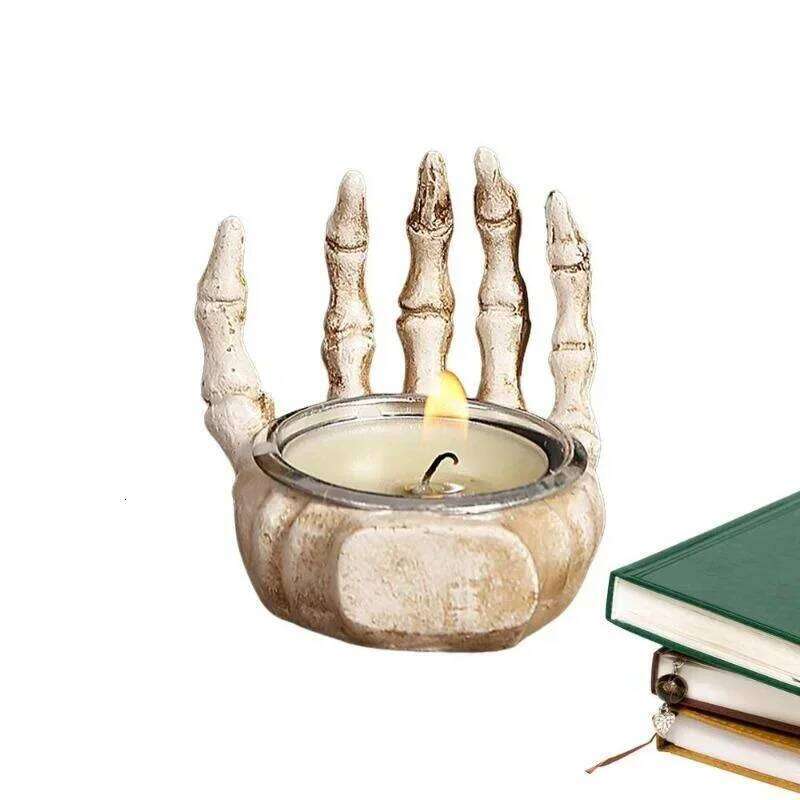 Home Candlestick Ornaments Resin Skull Halloween Decoration Gifts Holders Decor Candle Holder H260310