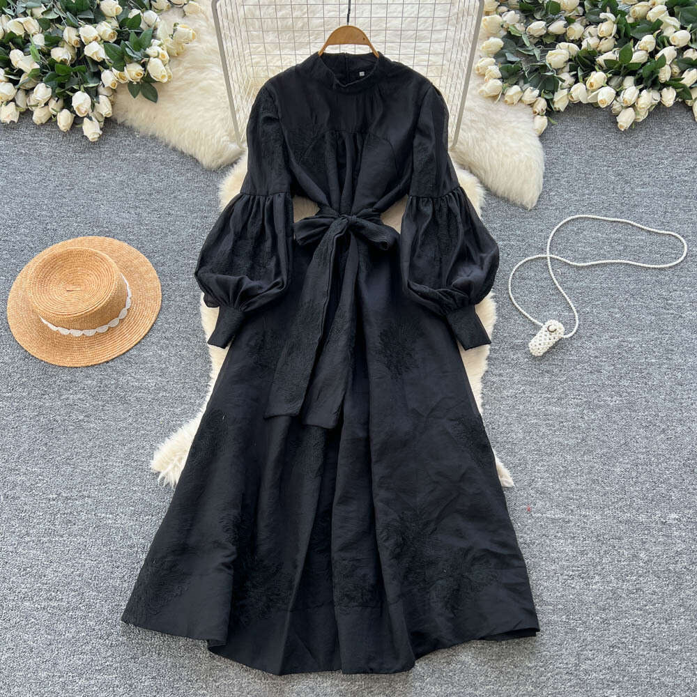 French elegant women's dress autumn series high-end tie waist lantern sleeves exquisite embroidery big hem