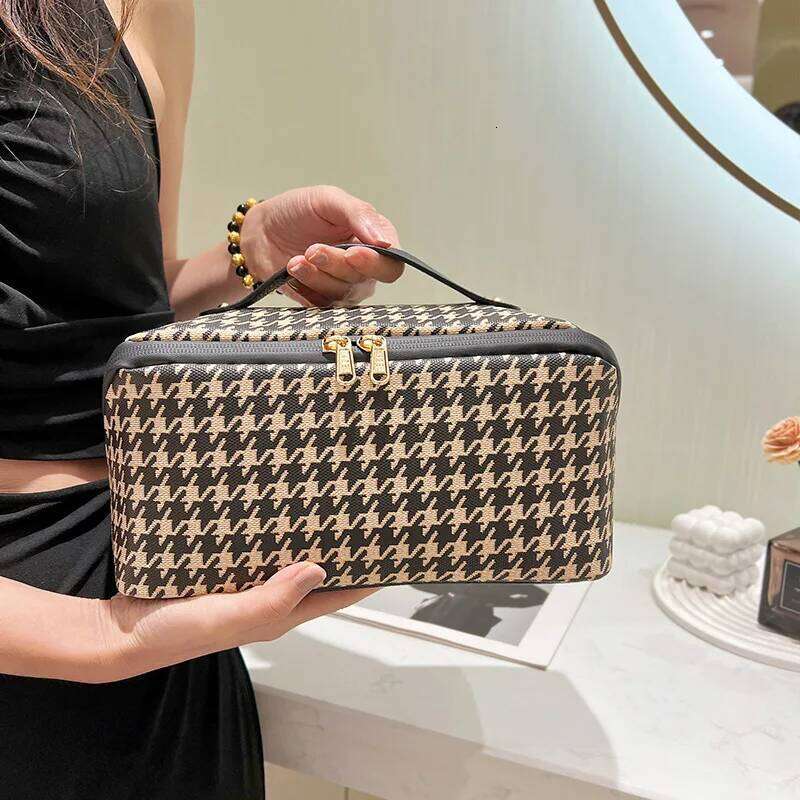 Pu Waterproof Cosmetic Large Capacity Travel Toiletry Women's Portable Multi-functional Storage Bag XJ260310