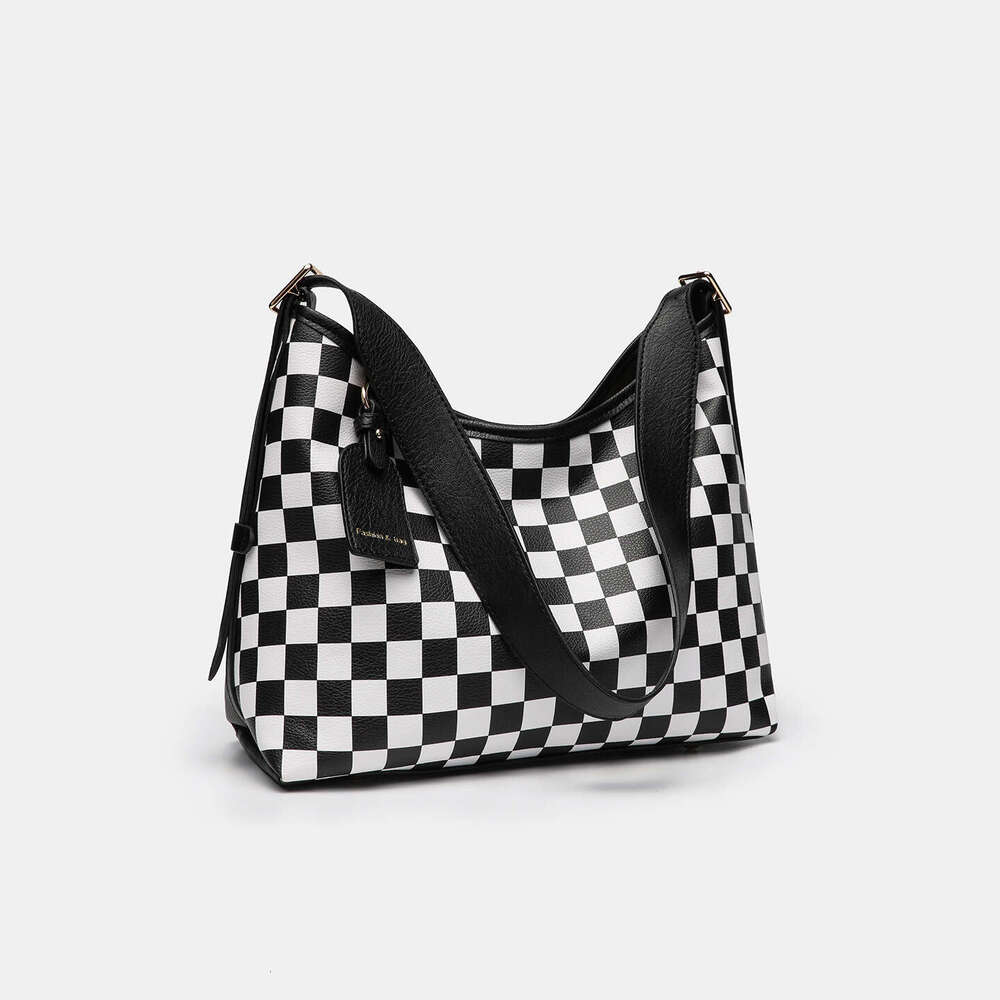 New printed tote large-capacity shoulder underarm bag, autumn and winter high-end commuter bag for women
