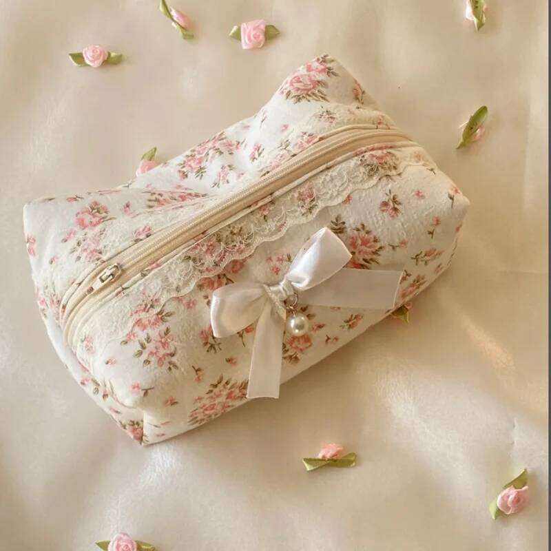 Women Lace Bow Cosmetic Large Capacity Makeup Organizer Travel Toiletry Storage Bag Zipper Ruffles Pencil Case XJ260310