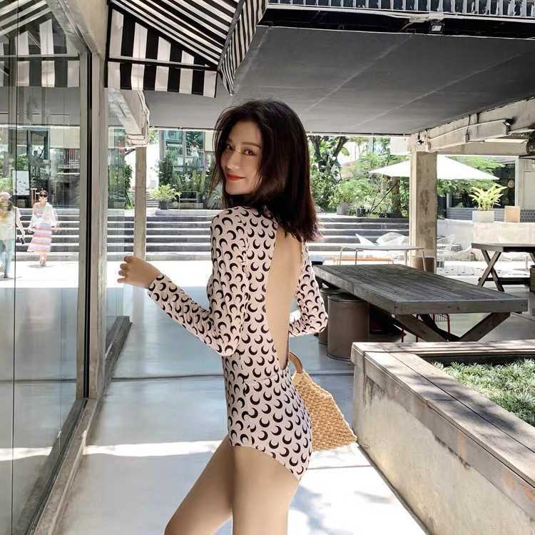 Sexy dew back moon print slimming conservative simple long sleeved one-piece hot spring swimsuit for women H260310