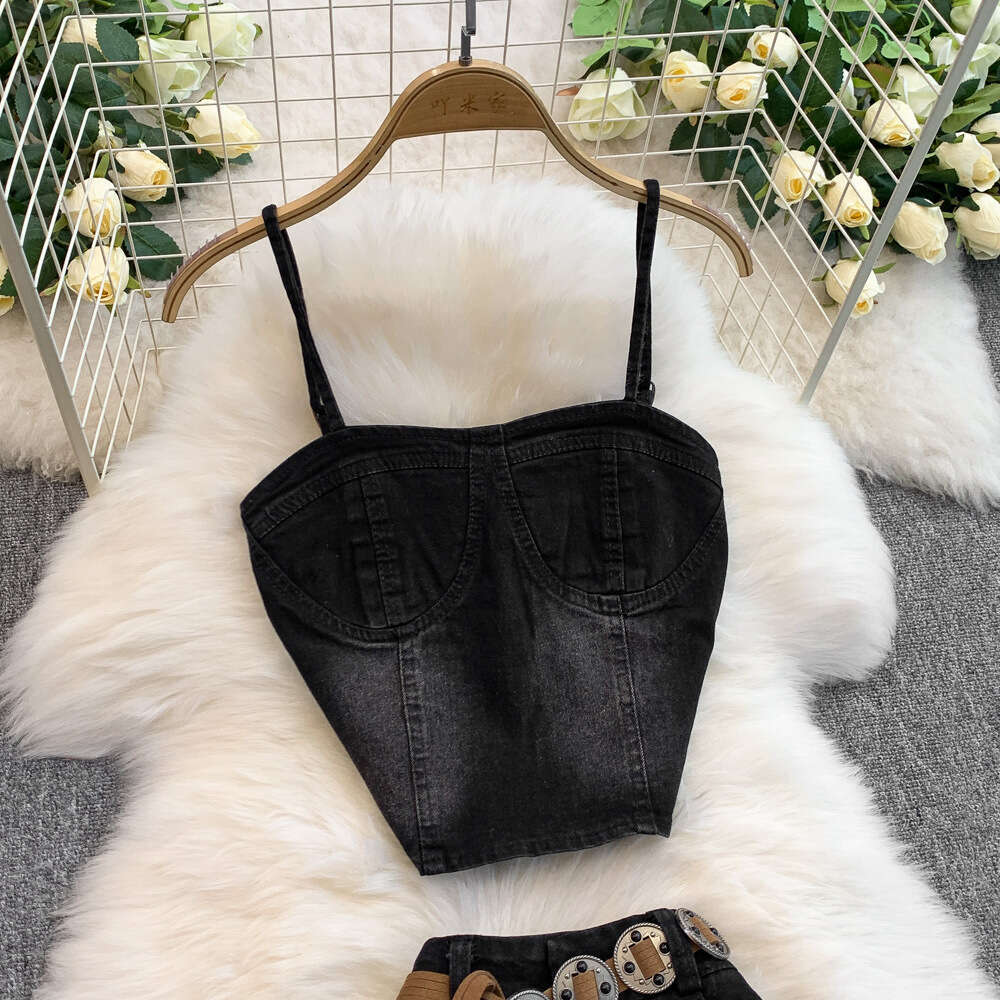 2026 designer American retro short black denim vest sexy high waisted slim fit lace patchwork skirt