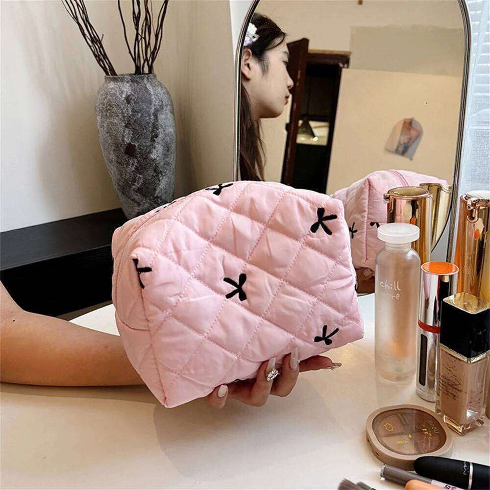 Ladies' Bow for Women Embroidered Bowknot Travel Cosmetic Bags Large Capacity Handheld Makeup Toiletry Storage Bag XJ260310