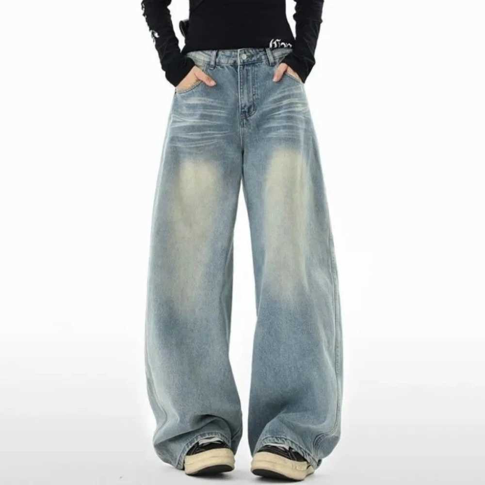 Relaxing high waisted curved knife jeans for womens spring and autumn new trend American loose wide leg mopping jeans trend M260310