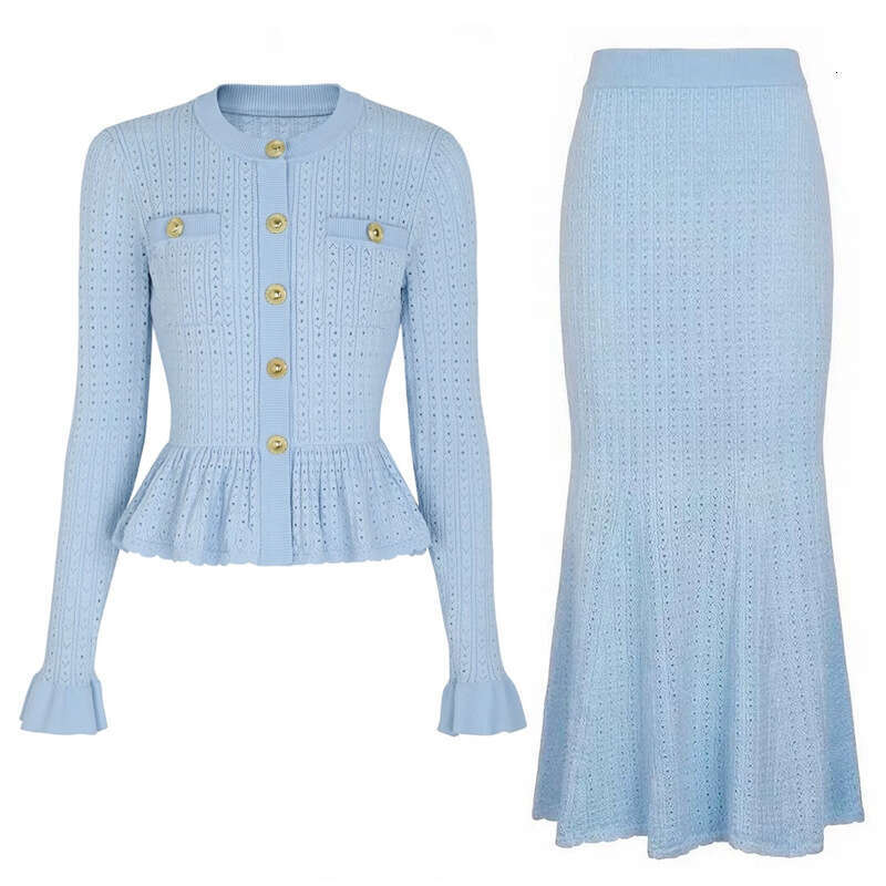 2026 autumn and winter designer fashionable and elegant color block knitted pleated top fish tail long skirt set