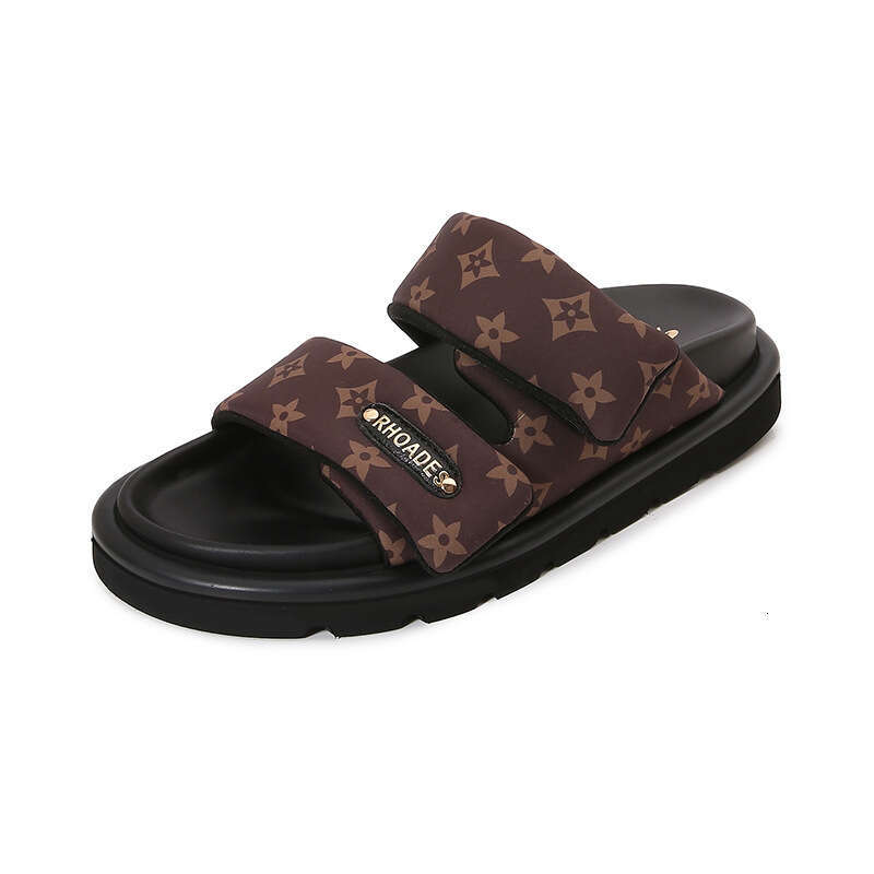 New Slippers 2025 Summer Old Flower Beach Velcro Thick Sole Sandals Versatile Women's Shoes Free Shipping