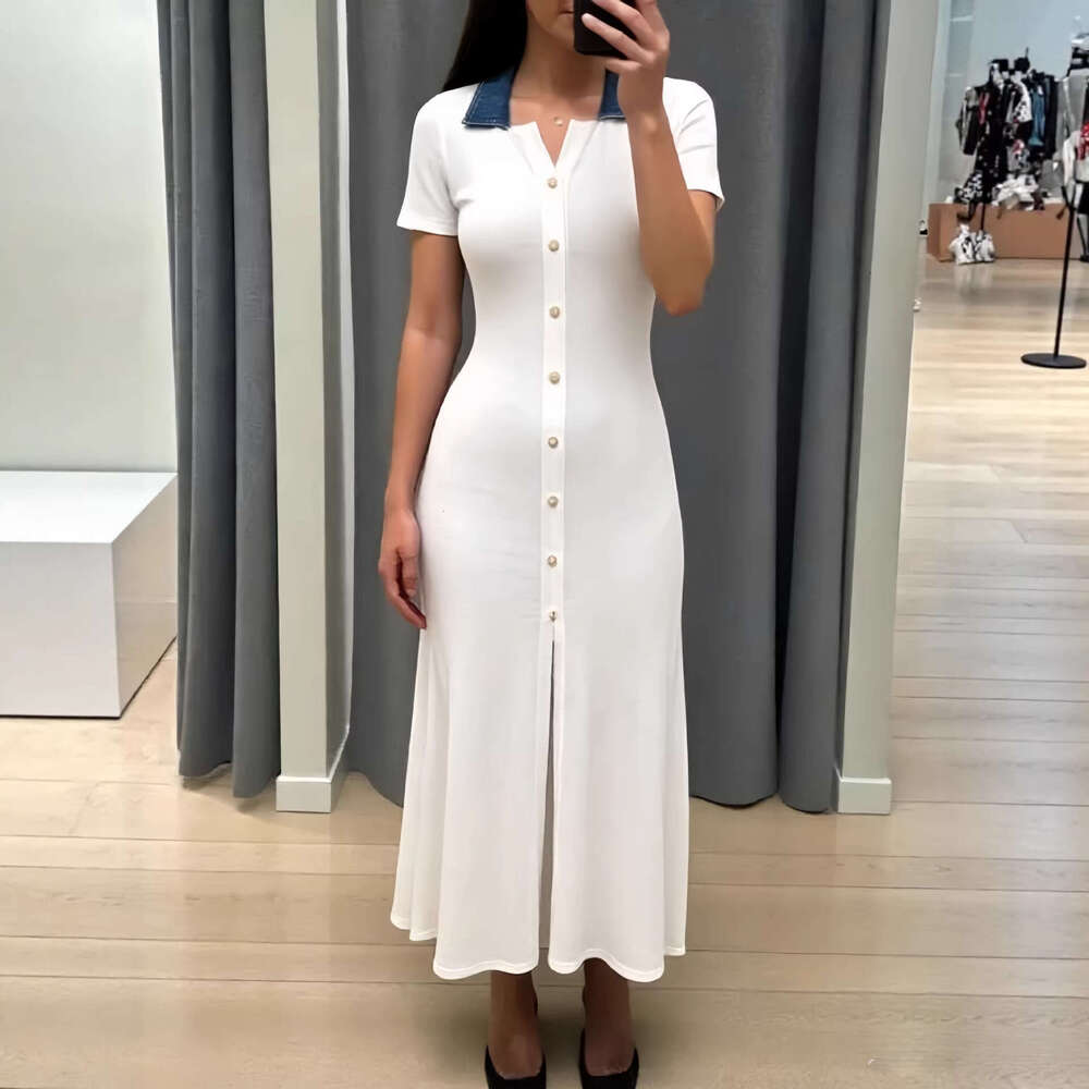 2026 new color blocked knitted mini V-neck women's short sleeved single breasted waist cinching elegant Middle Eastern dress