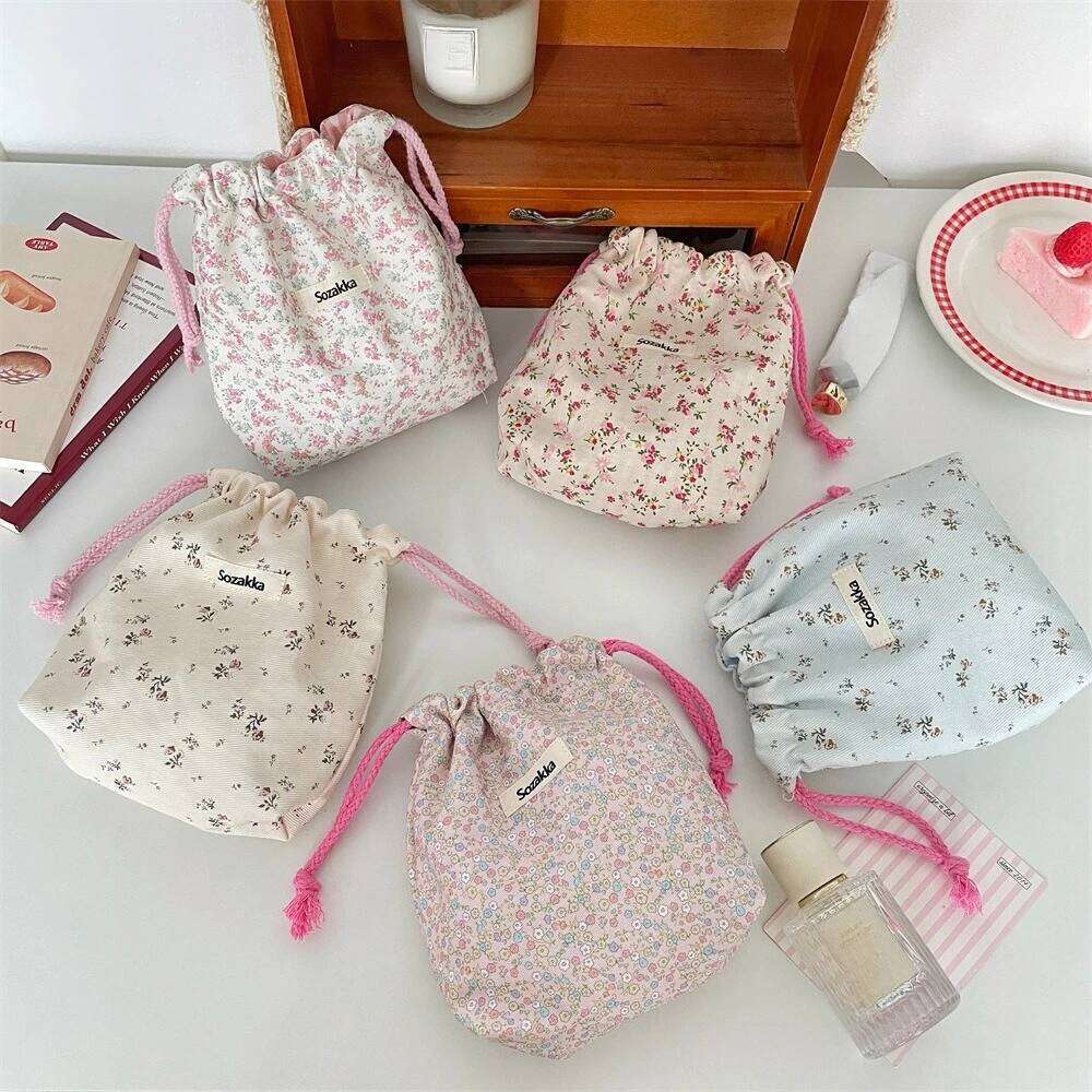 Women Tote Rope String Makeup Bags Organizer Cute Flower Small Lipstick Cosmetic Coin Purse Key Drawstring Storage Bag XJ260310