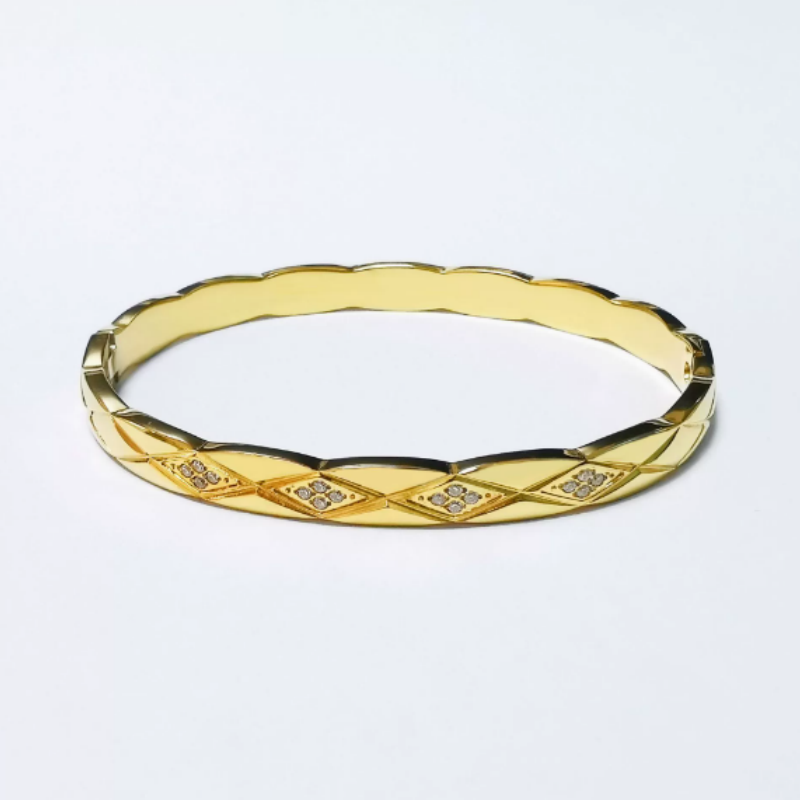 Xiangjia quilted pattern bracelet, trendy pineapple pattern wristband, fashionable high-end feeling accessory