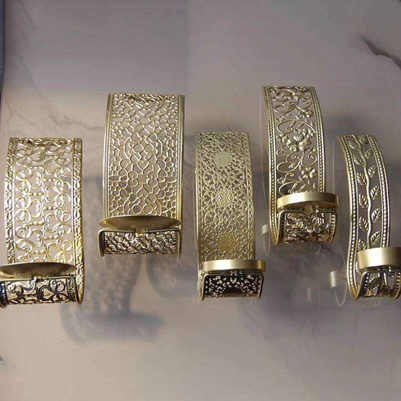 2pcs Hollow Out Home Decoration Holders Aromatherapy Rack Arab Metal Craft Wall Candlestick Holder Candle Stand H260310