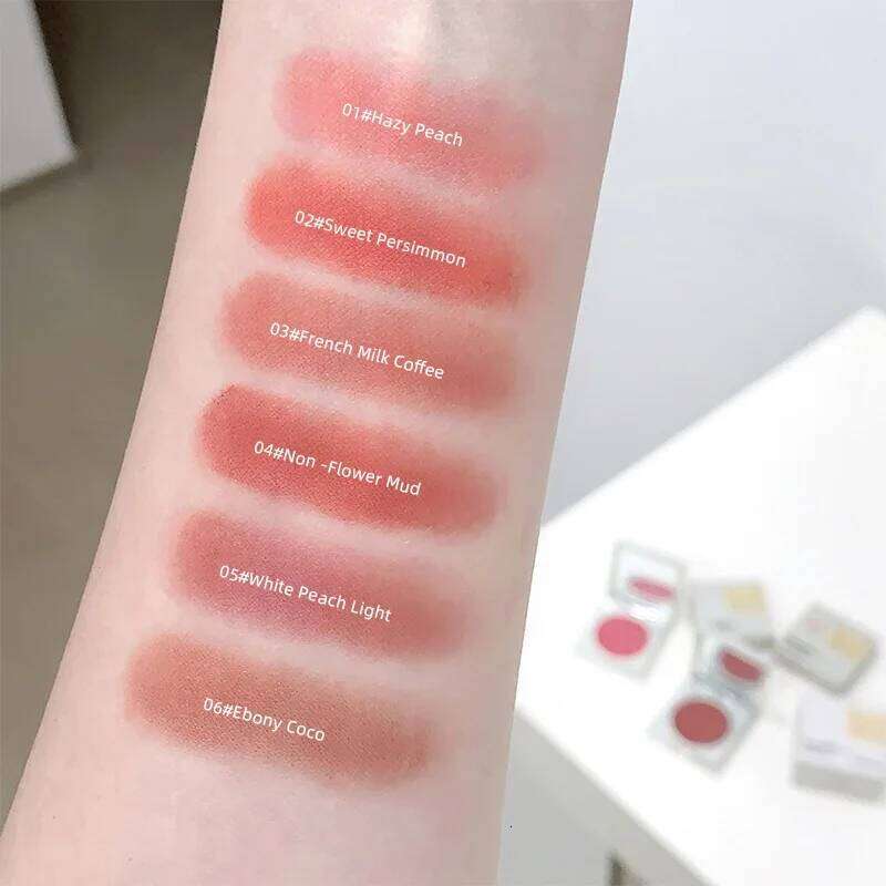 GegeBear Velvet Multi-Use Cream: Soft Matte Finish Lip Tint - Long-Lasting, Properties for a Naturally Radiant Look Z260310