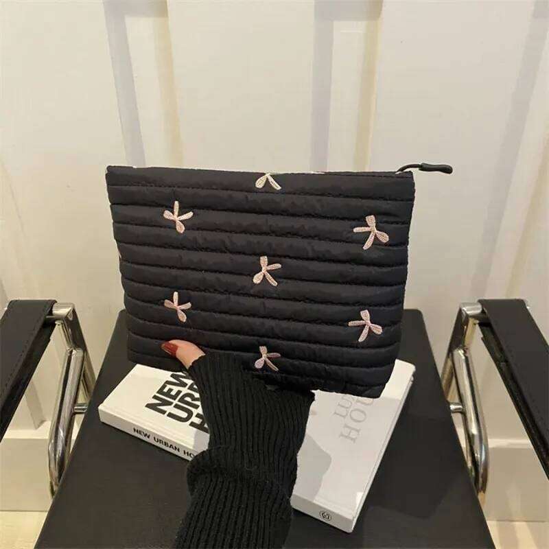 2025 Cute Makeup with Zipper Large Capacity Cosmetic Embroidery Bow Wash Storage Bag 1pc XJ260310