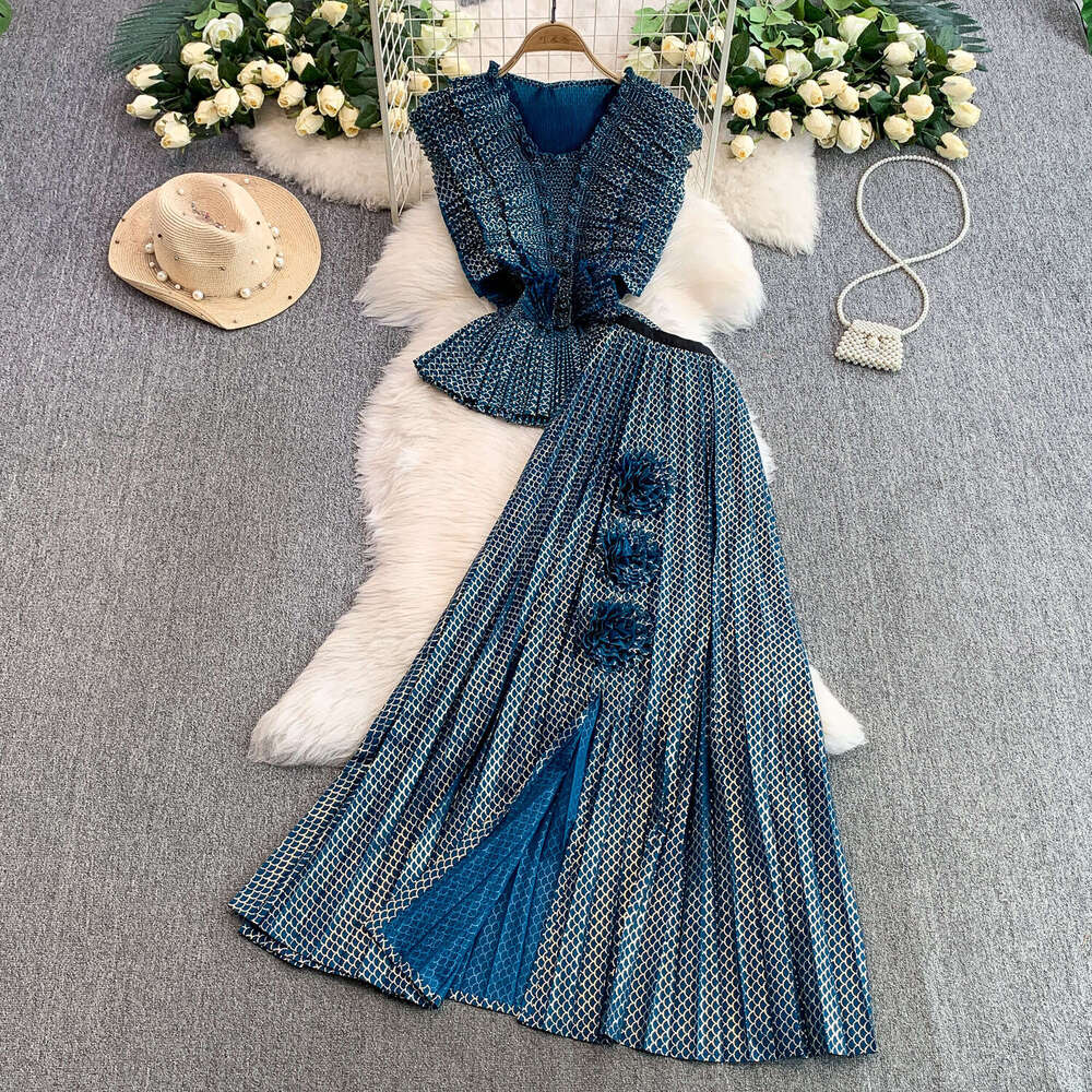 Elegant European and American socialite style double-layer ruffle V-neck sleeveless waist-cinching top + high-waisted slimming slit skirt