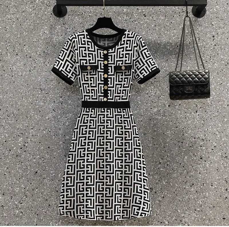 Fashionable Age Reducing Womens Skirt Spring and Summer New French Style Ice Silk Slimming Knitted Elegant Womens DressT260310