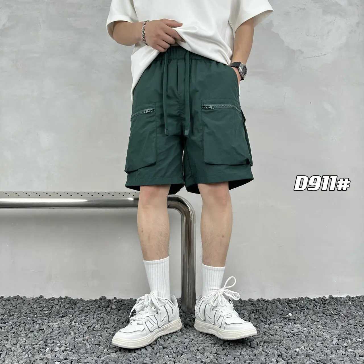 Quick drying summer multi pocket thin solid color simple loose workwear shorts for men five point casual trendy brand sports pa N260310