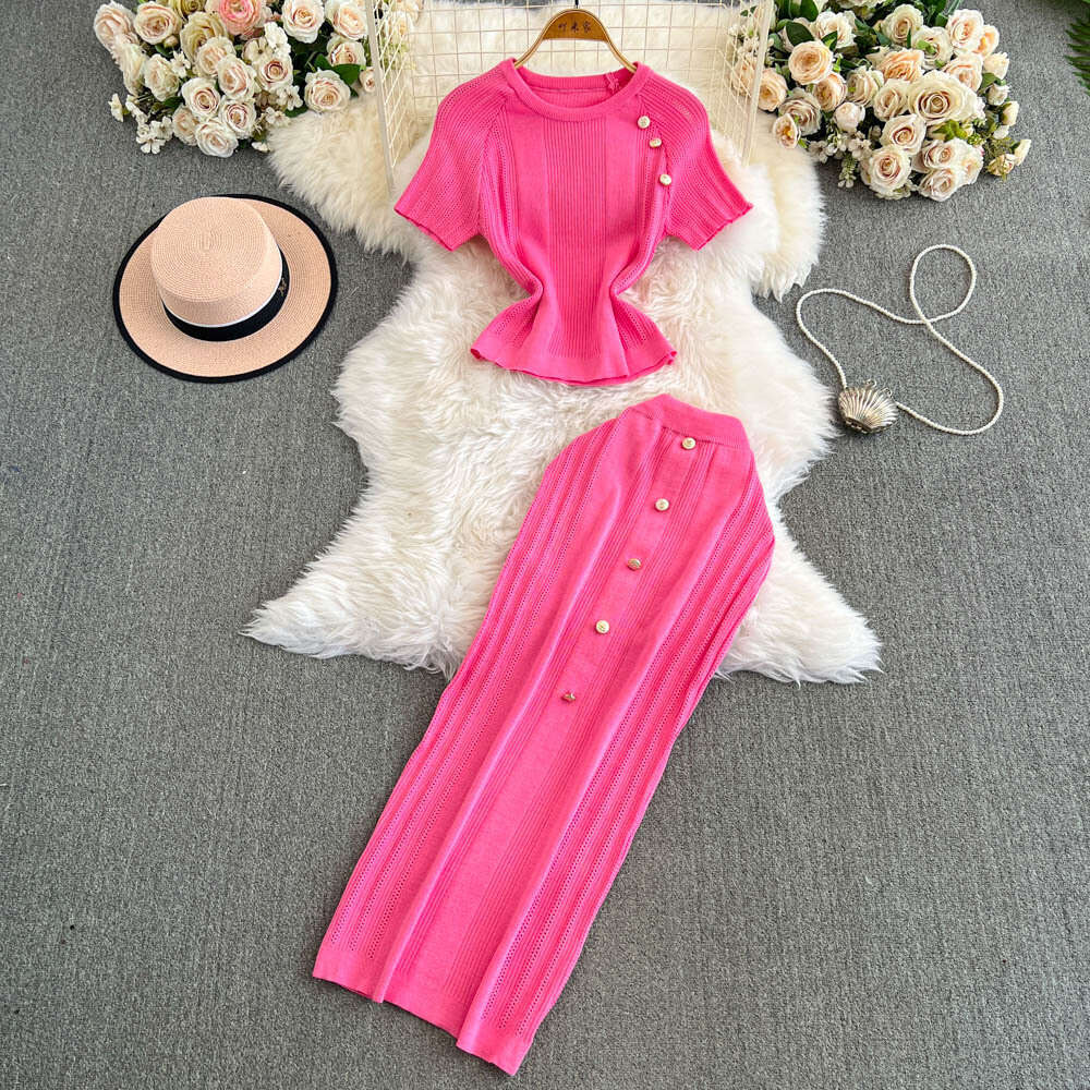 2026 designer high-end European fashion short sleeved petite figure ice silk knitted top high waisted skirt