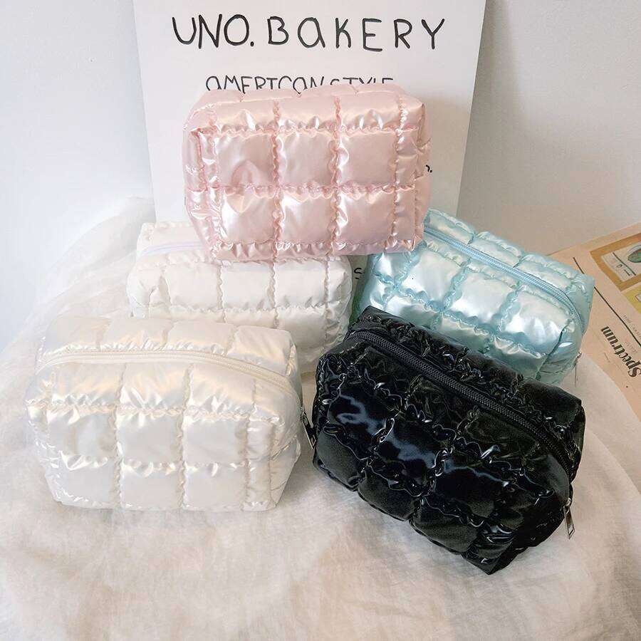 Simple Ins Style down Travel Cosmetic Women's Portable Handheld Large Capacity High-End Sensation Toiletry Storage Bag XJ260310