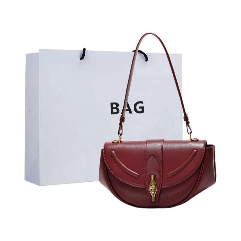 Luxury Shoulder Bags Totes Hobo HHJBAG High End Vintage Women Versatile Square For Autumn And Winter Niche Design Single Shoulder Crossbody Small Bag 