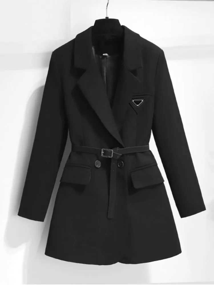 Suit Jacket Womens 2025 New Spring Autumn Fashion New Korean Version Loose Casual All-match Suit TopT260310