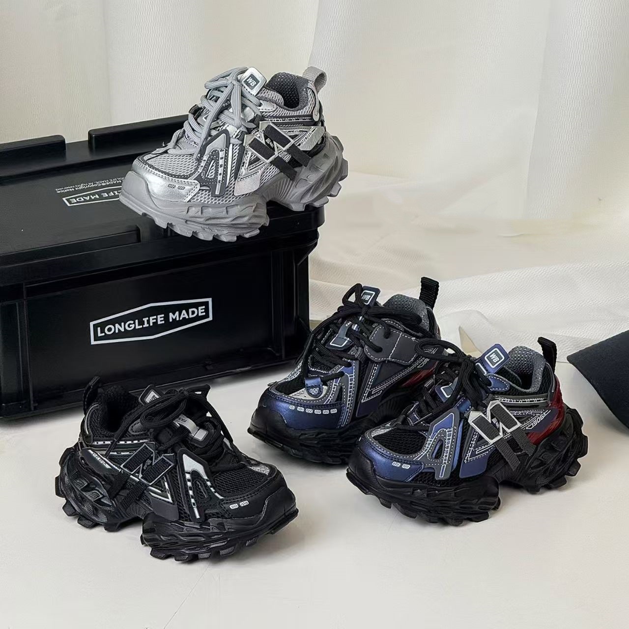free shipping designer shoes for kids running shoes blue black sliver Fashionable and versatile outdoor sneakers sport shoes
