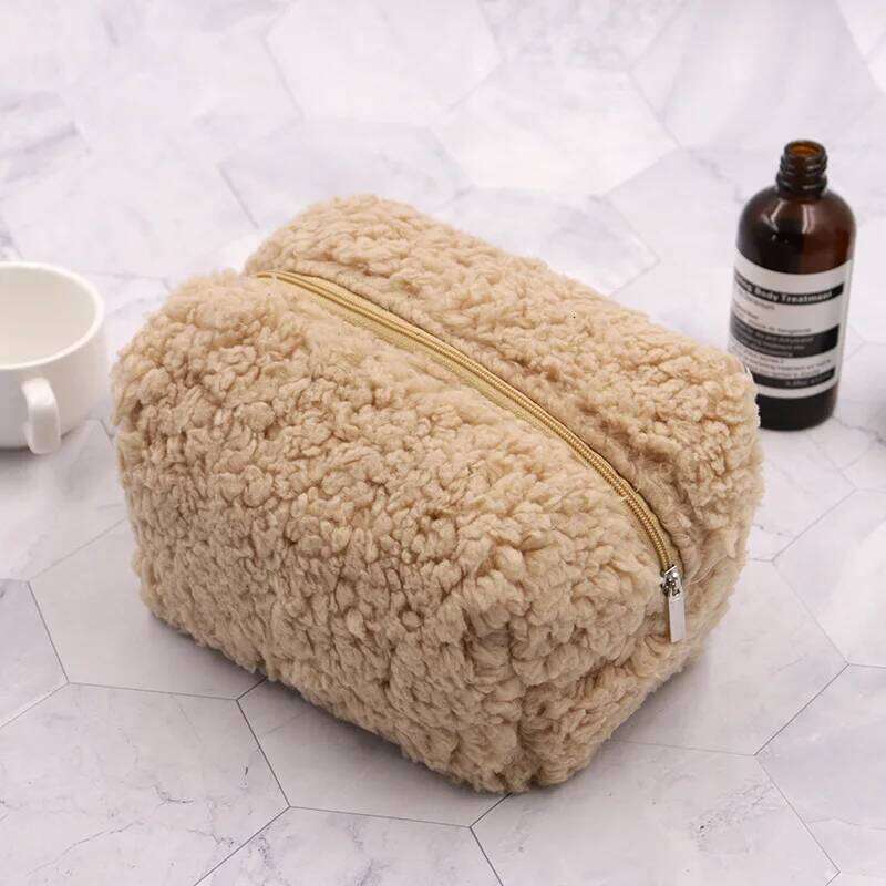Lamb Cashmere Makeup Cream Color, Portable Skincare Storage Bag, Small Fresh Cosmetic Zipper Bag XJ260310