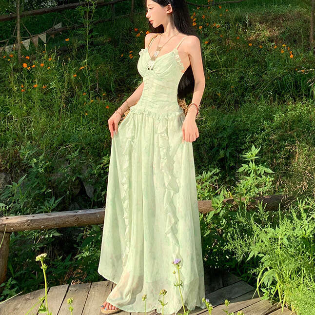 2026 Spring/Summer Designer Women's Adjustable Ruffle Fairy Style Long Skirt with Inner Chest Cushion