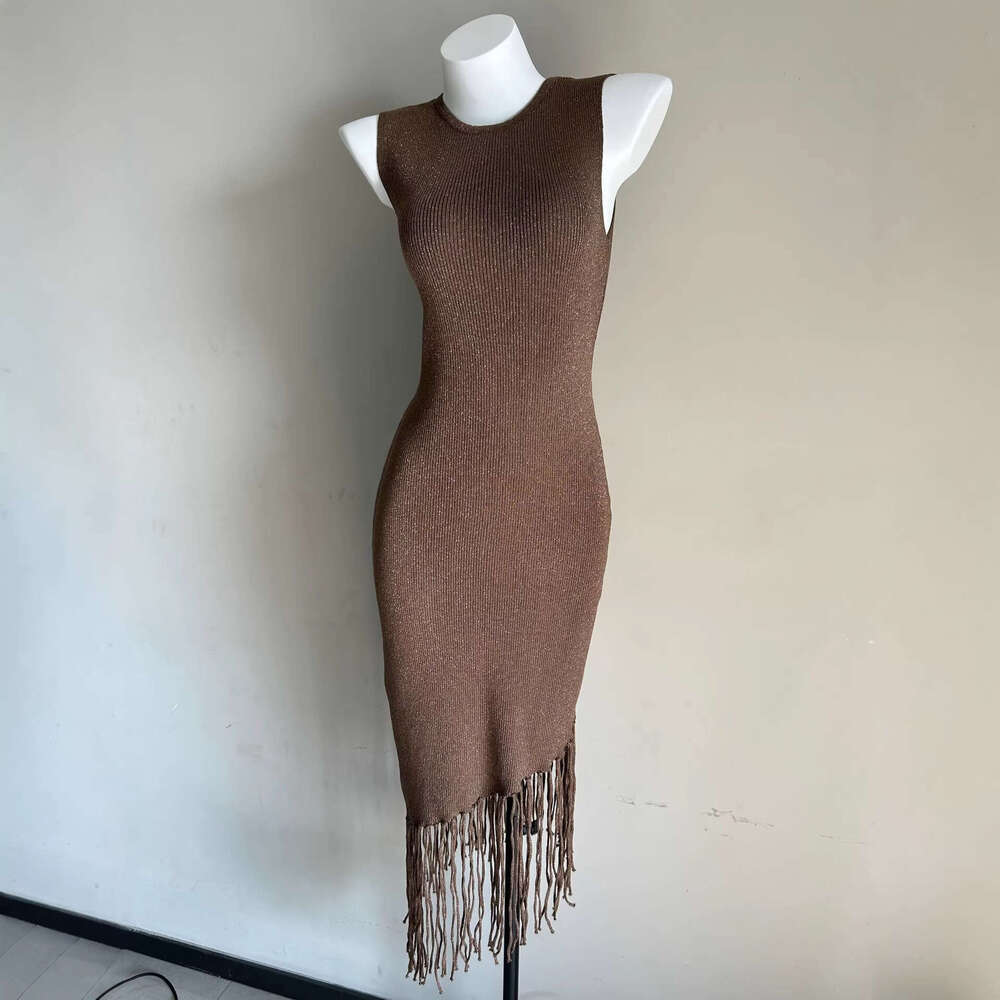 2026 Spring and Summer New Fashionable, Elegant, Simple, Gold Thread Tassel Waist, Slimming, Sexy Knitted Tank Top Dress