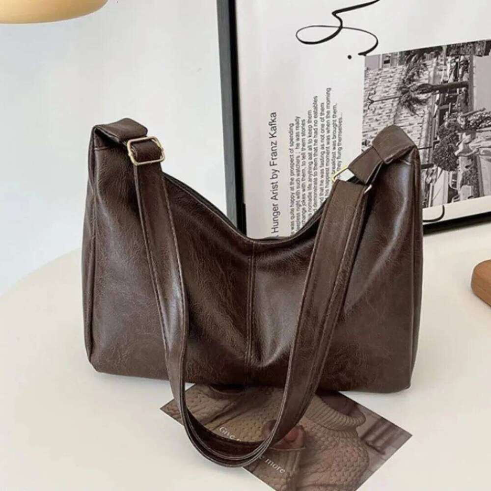 PU Leather Commuter Fashion Vintage Casual Tote Bag Maillard Stylish Crossbody Bags for Women Texture Large Capacity Temperament XJ260310