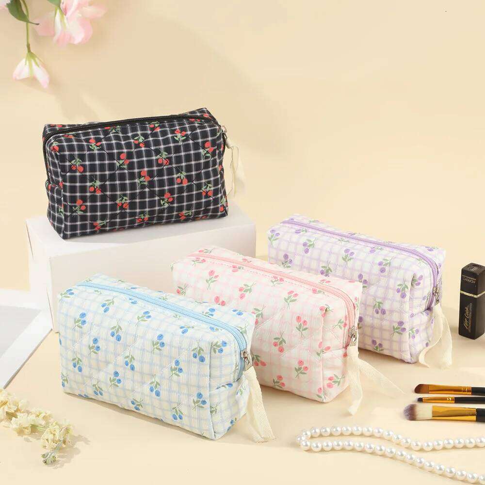 Floral Quilted Lipstick Storage Makeup Women's Cosmetic Bag Travel Skincare Pouch Toiletry for Beauty Organizer XJ260310