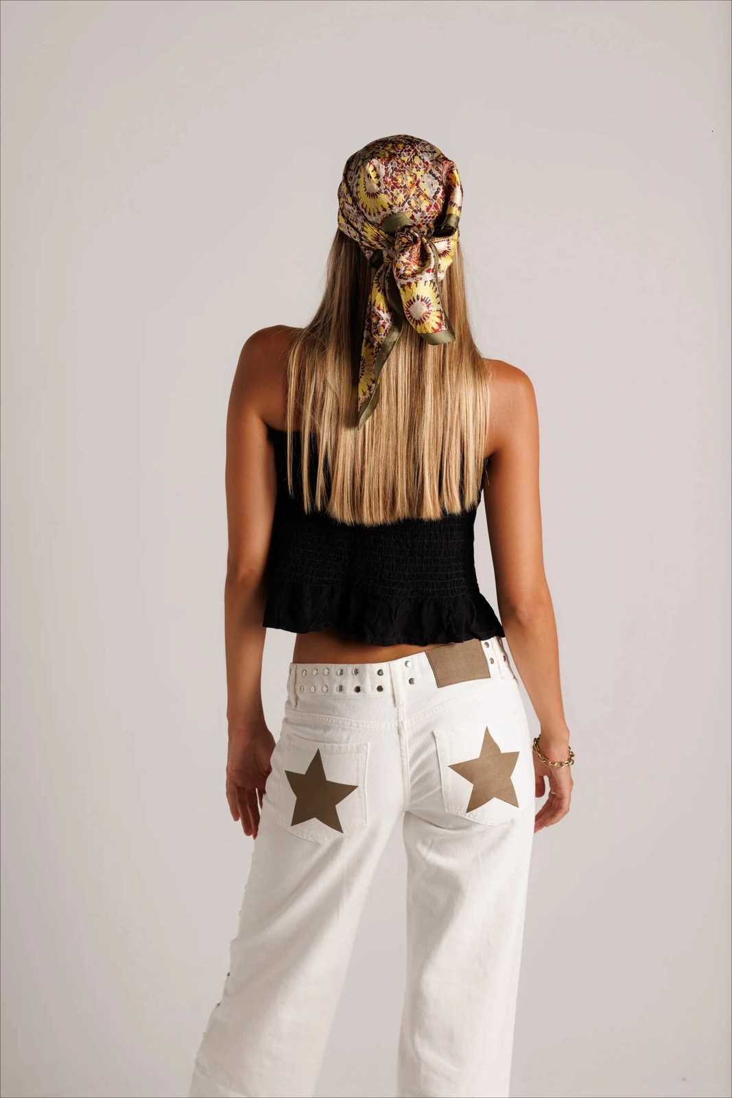 Spanish Street Fashion ONE DILEMMA Style Rivet Five-pointed Star Pattern White Jeans Womens Autumn Slim Straight PantsT260310