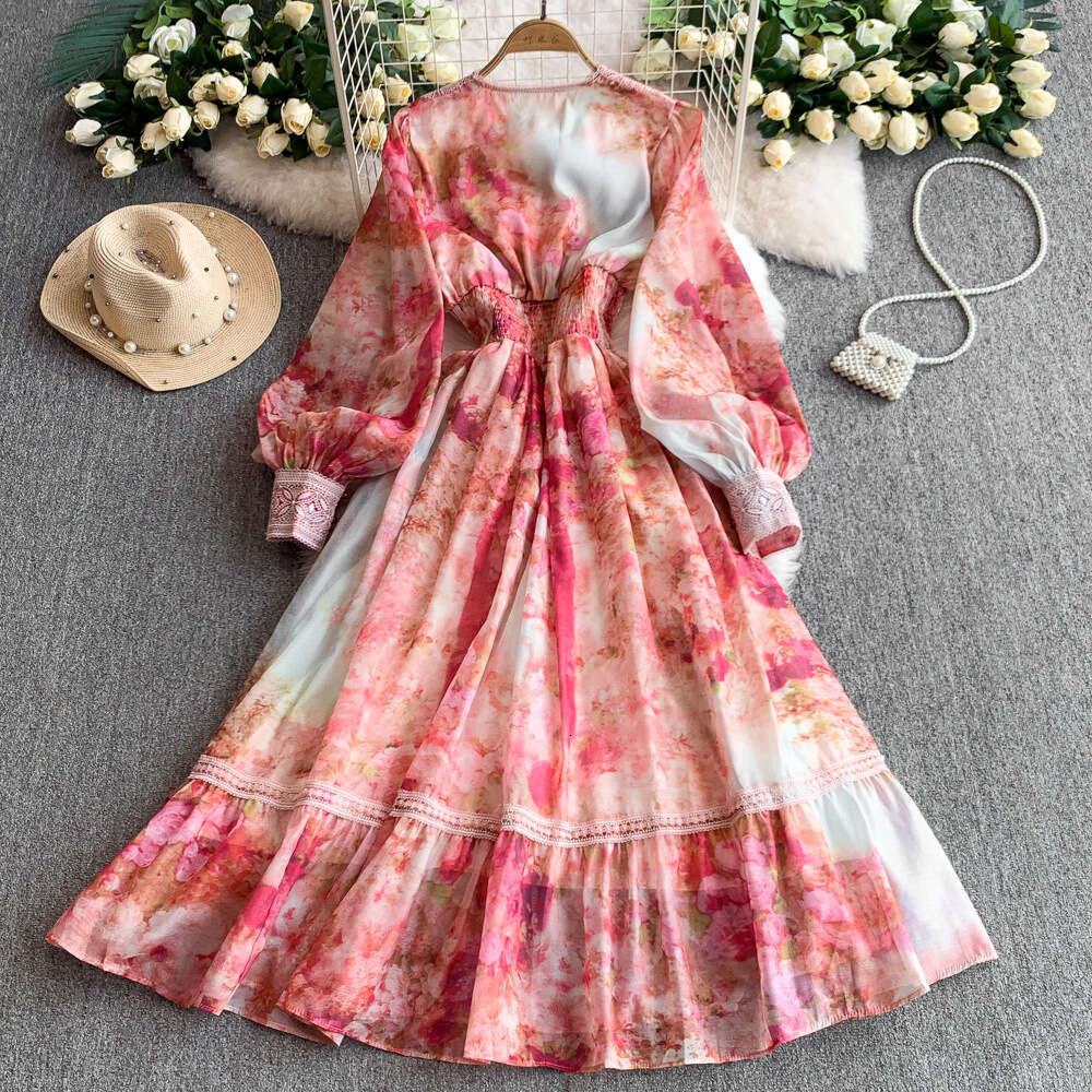 Women's cross-border French elegant lace patchwork V-neck lantern sleeve dress with summer print waistband