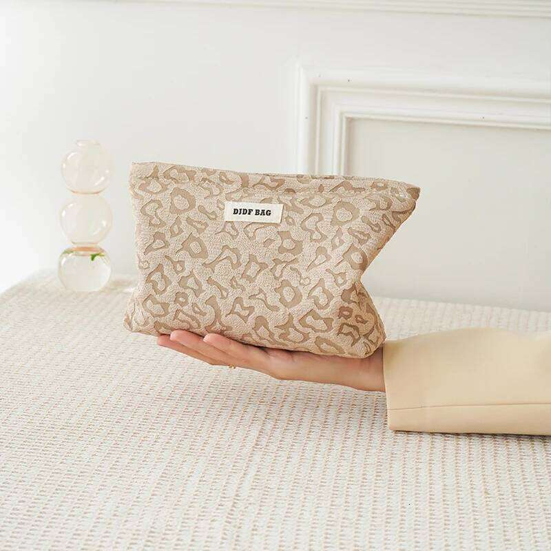 Women's cosmetic large capacity leopard print khaki travel toiletry fashion storage bag, ins style XJ260310