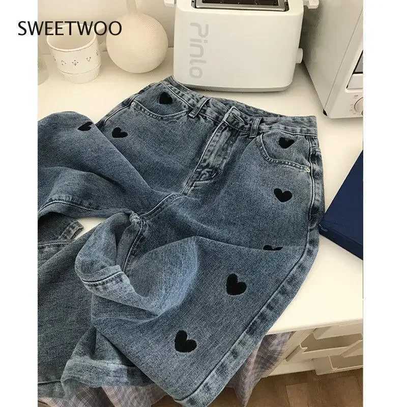 Womens Jeans 2024 Spring and Autumn New Korean Love Embroidery Casual Straight Trousers High Waist Slim Jeans Women Loose M260310
