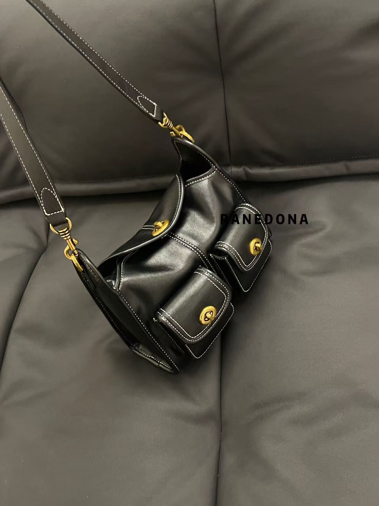 Shoulder Bag Creative Double Pocket Underarm Bag Vintage Womens Bag Large Capacity Commuter Bag Retro Adjustable Handbags 251217