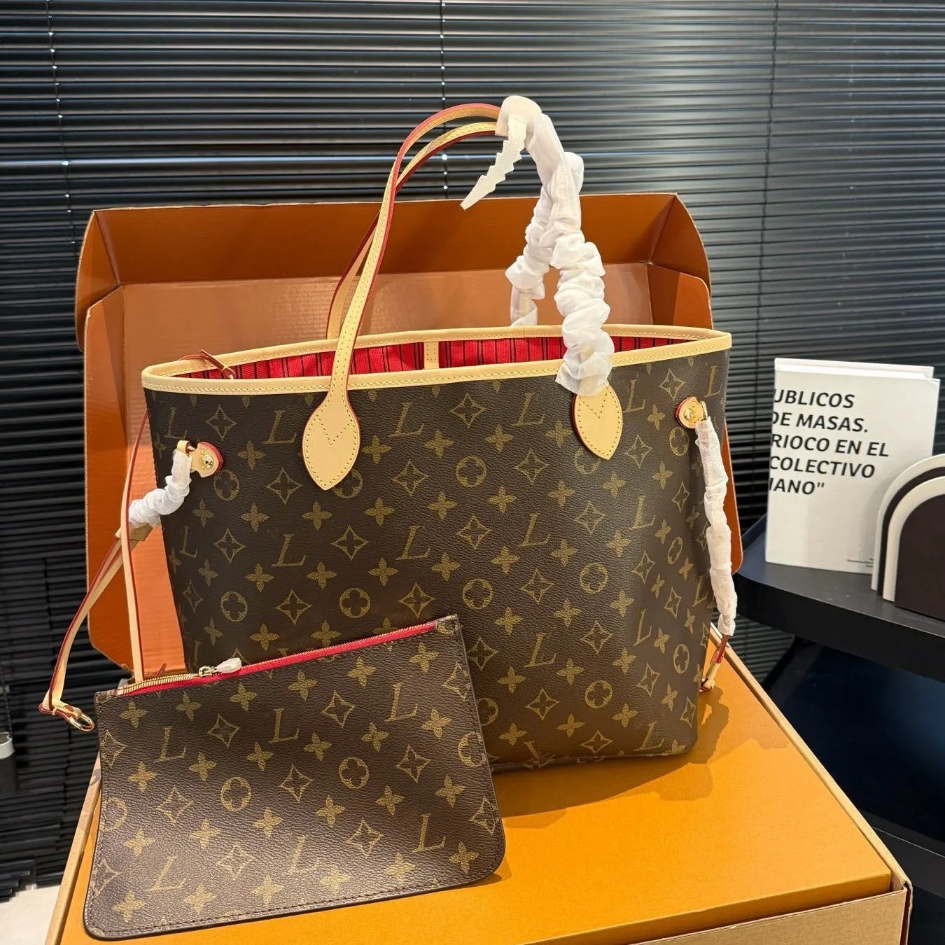 2026 Hot Sale Classic Style Summer Leather Underarm Handbag Cow Leather Accessories Elegant Handbag for Ladies Bag Large-capacity multi-functional baby bag