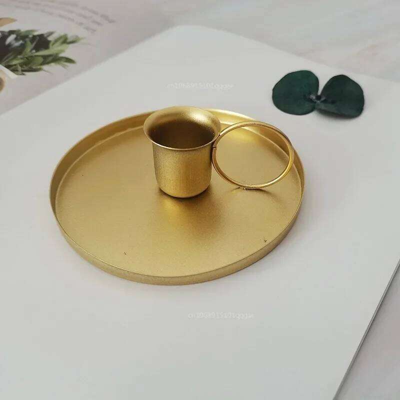 New Desktop Adornment Metal Candlestick Taper Candle Holder with Handle Home Wedding Decorations H260310