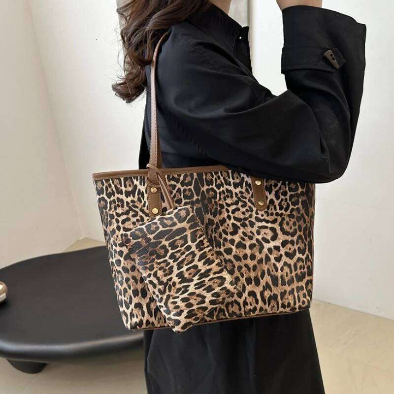 Women's Leopard Print Tote bag Pu Leather Underarm Bags Simple Casual Travel Shopping Bag Large Capacity Mother and Child Packag XJ260310