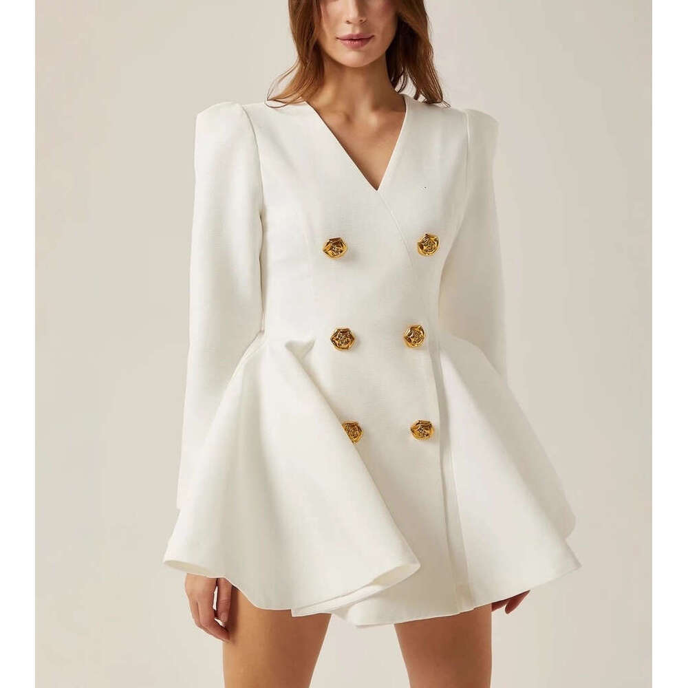 2026 autumn and winter European and American fashion V-neck double breasted waistband slim fit solid color elegant commuting short skirt