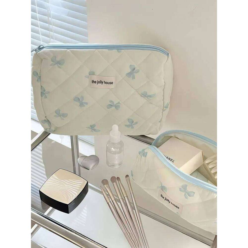 1PC Autumn and Winter New large-capacity bow makeup bag XJ260310