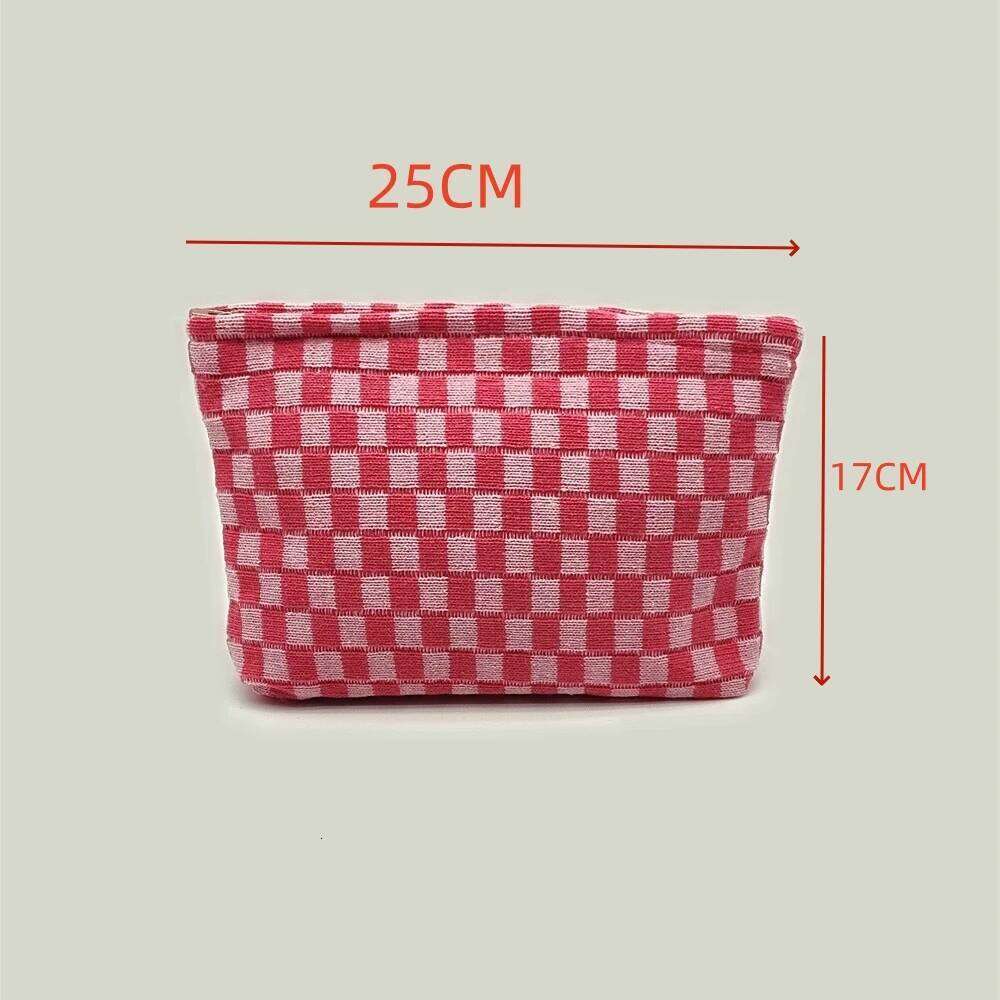Checkered Cosmetic Travel Toiletry Organizer Cute Makeup Brushes Aesthetic Accessories Storage Bag for Women XJ260310