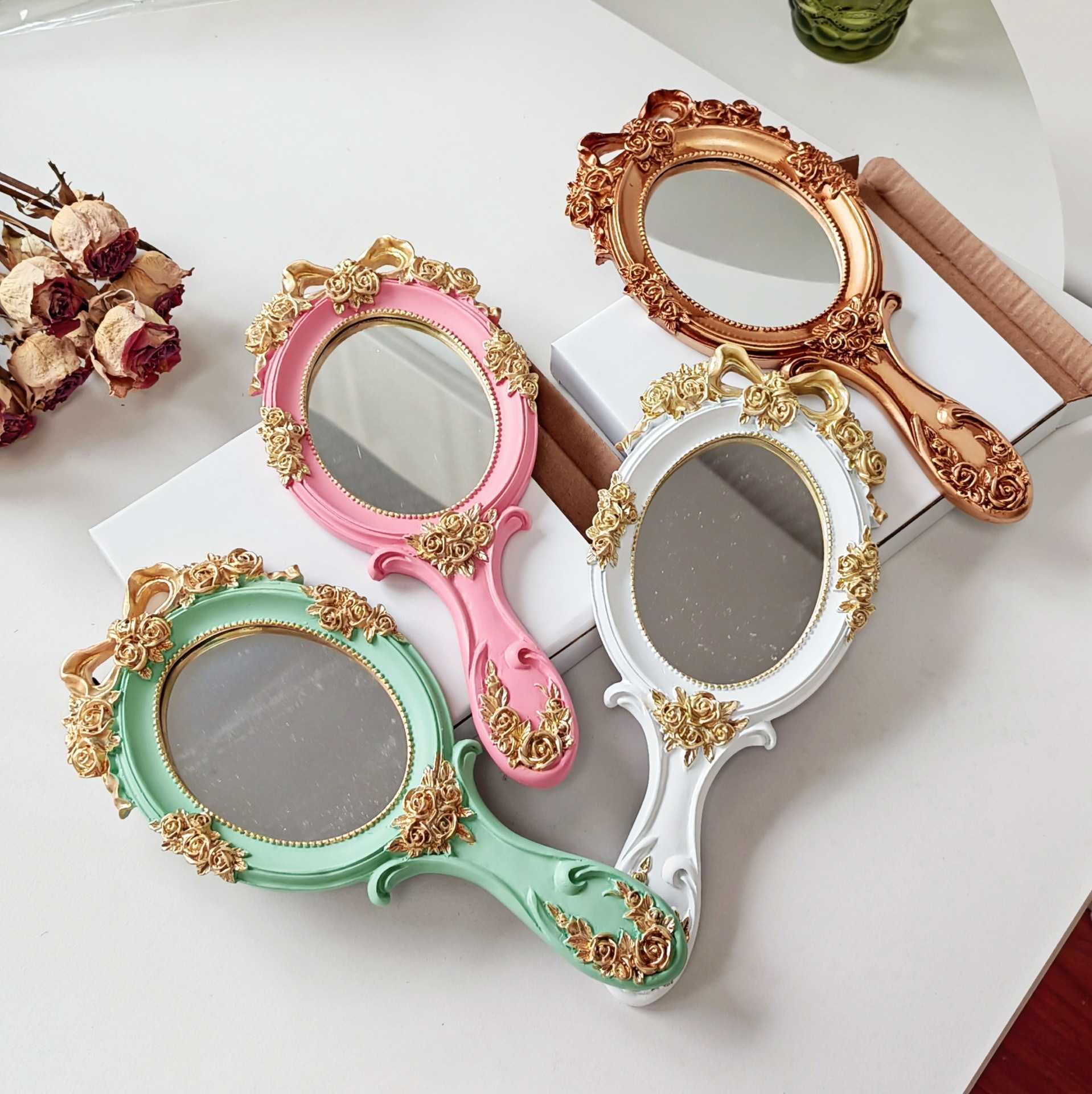 European handle mirror hand-held mirror hand-held mirror oval Hotel photo antique Baroque gold mirror T260310
