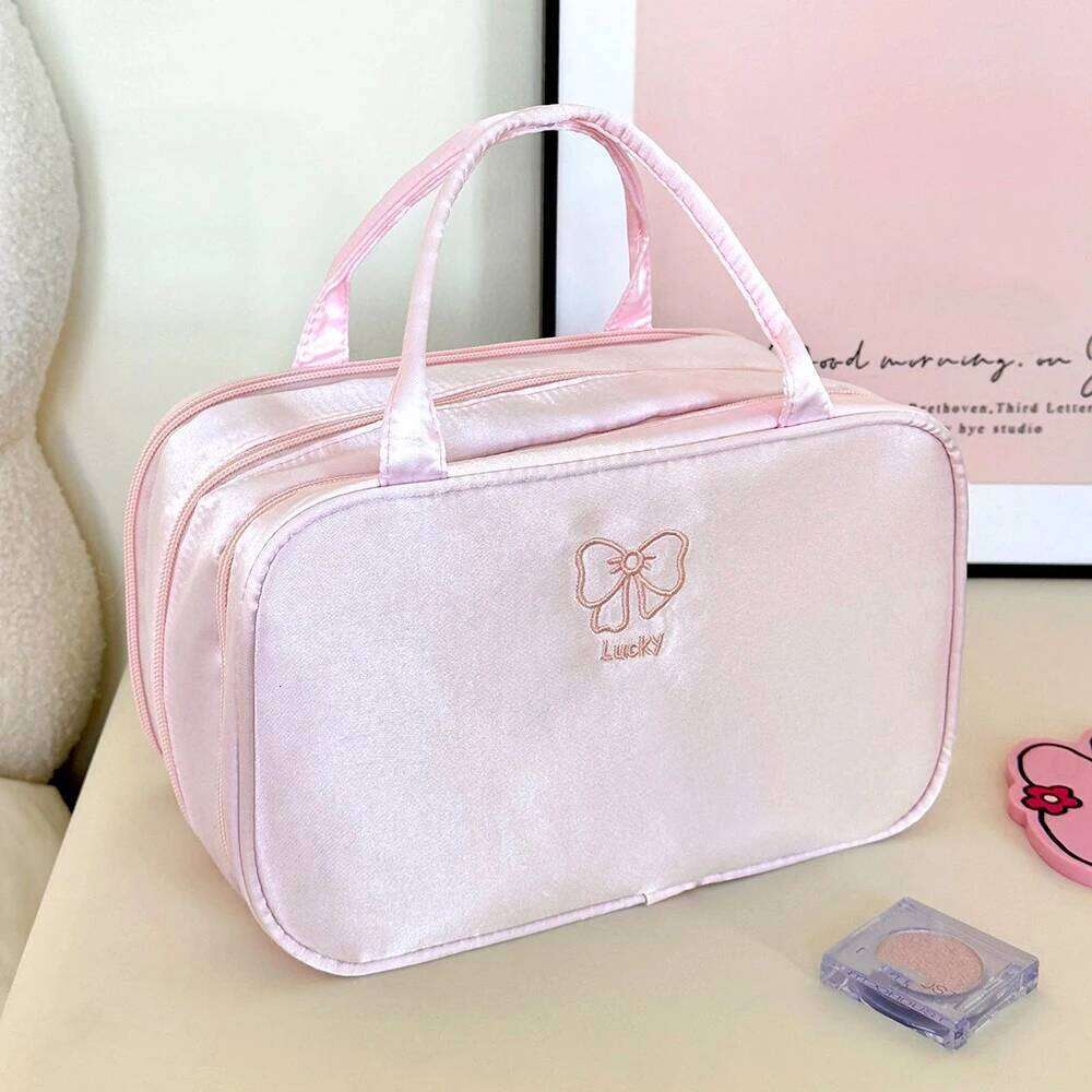 Large Capacity Portable Travel Cosmetic Bag Women's Lightweight Nylon Storage Organizer for Toiletries Easy to Carry Daily Use XJ260310