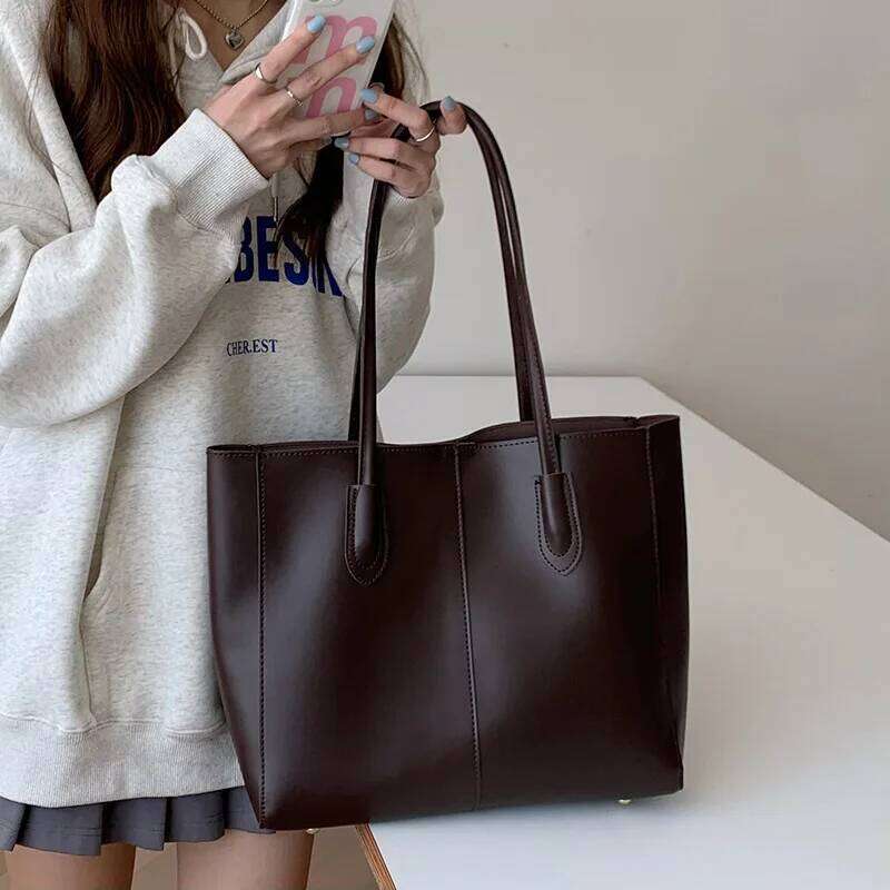 Vintage women's tote bag, new Korean version, large capacity, simple commuting bag,fashionable and versatile,single shoulder bag XJ260310