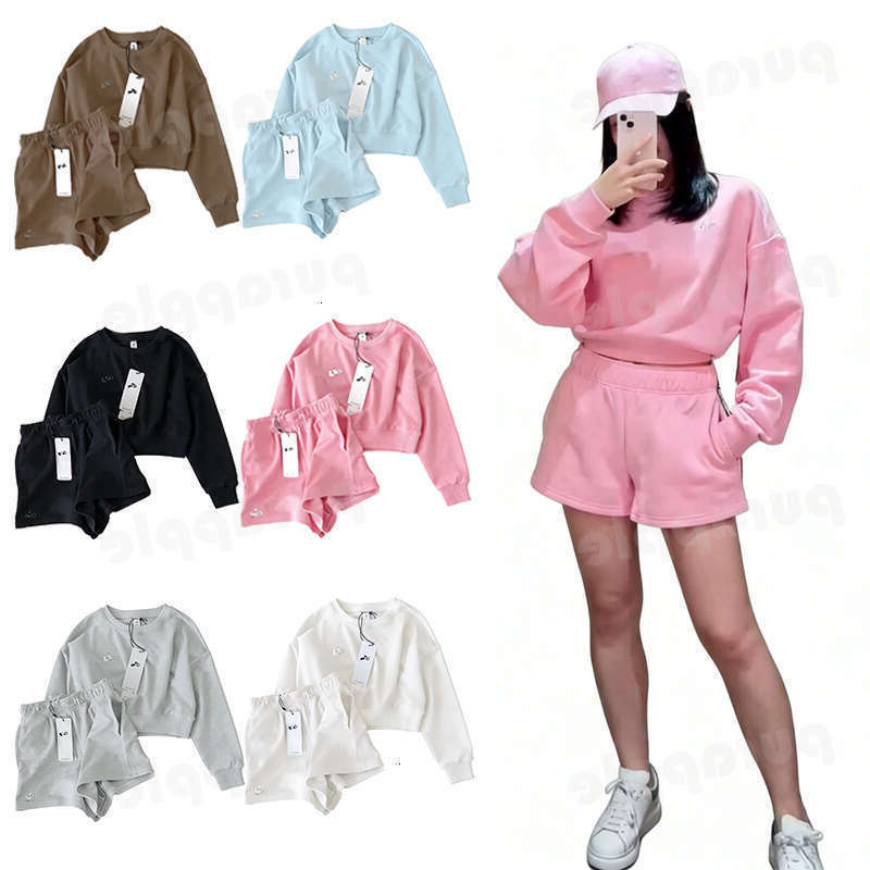 Fashion Style Hot Sell Breathable Athletic Lounge Socks Aloismness Sets Women Clothes Jacket Sweatshirt Pants Jacket Aloismness Shorts Set Women Clothes